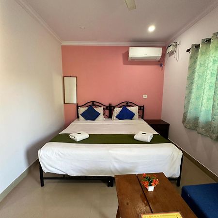 Casa Somanjo Inn 卡兰古特 外观 照片