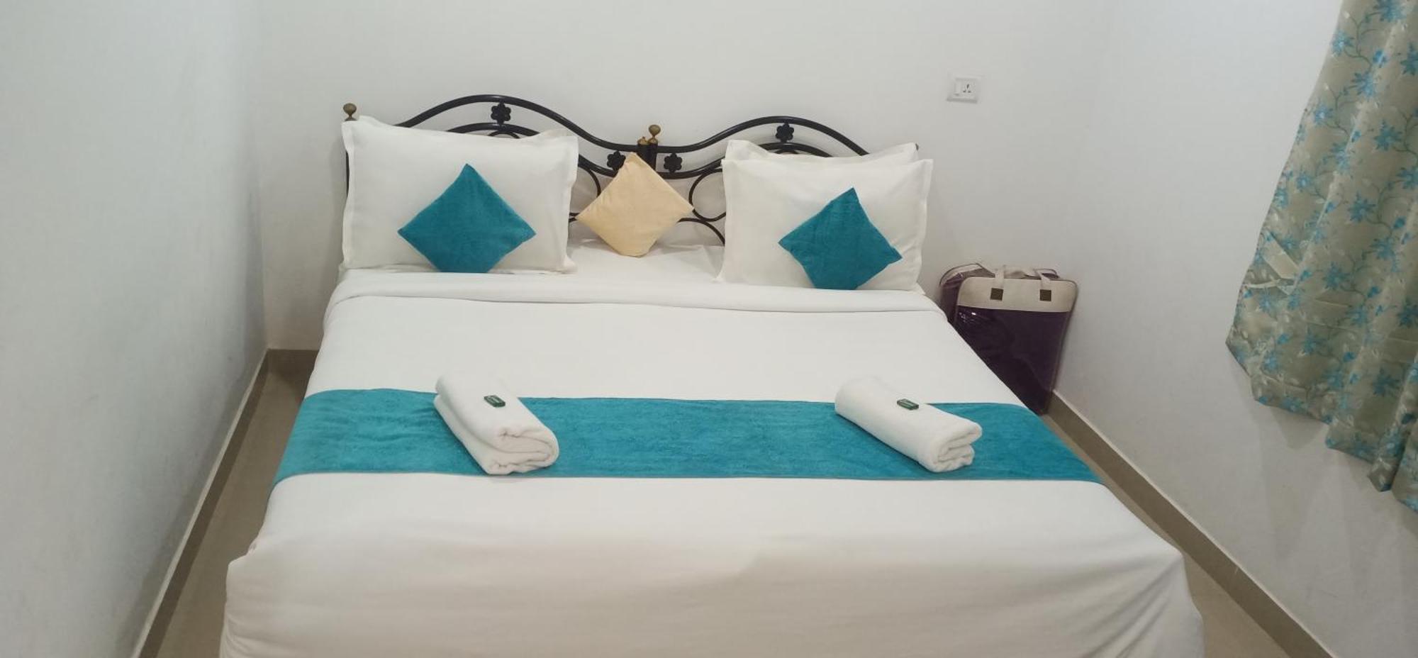 Casa Somanjo Inn 卡兰古特 外观 照片