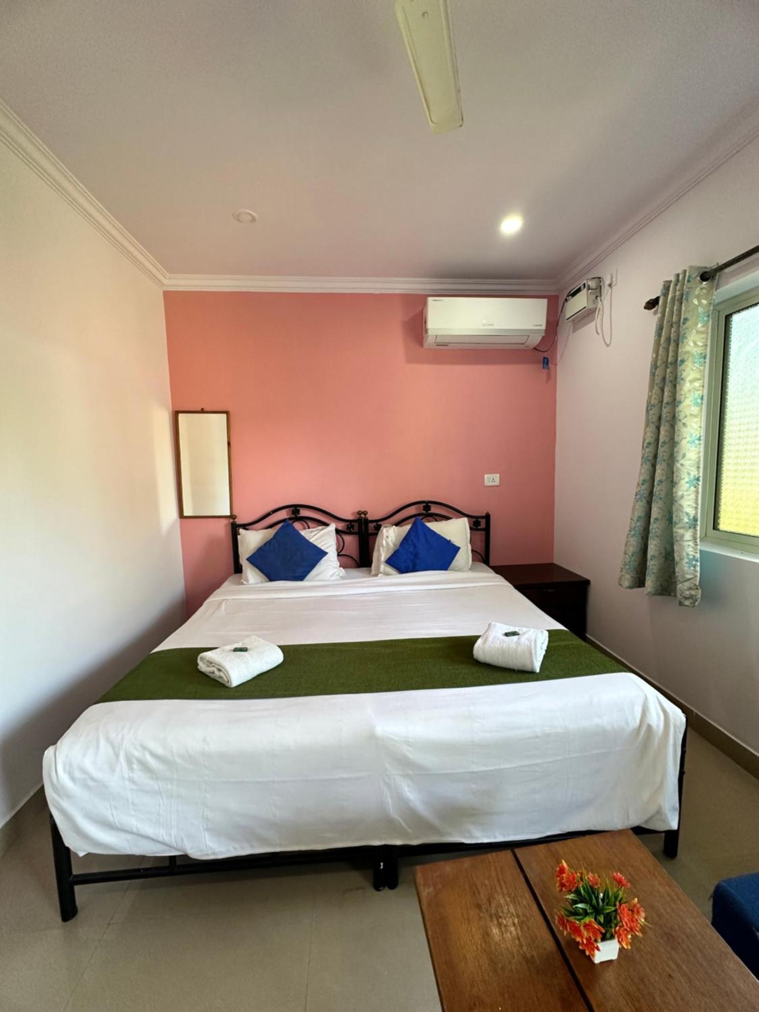 Casa Somanjo Inn 卡兰古特 外观 照片